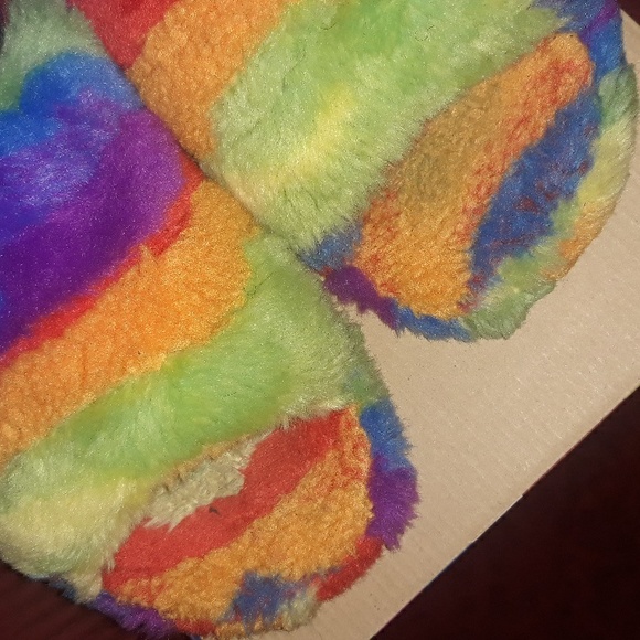 Ugg Fluff You Cali - Picture 3 of 7